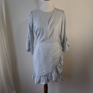 WHO WHAT WEAR MINI TULIP DRESS SMALL